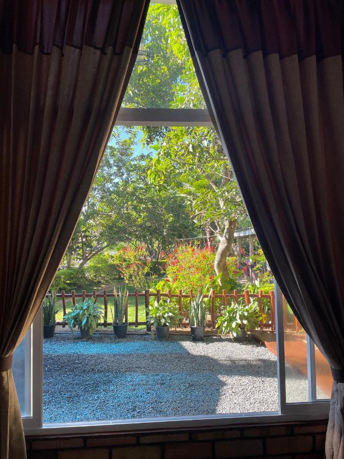 Poomaz Peace Palace 埃拉 外观 照片